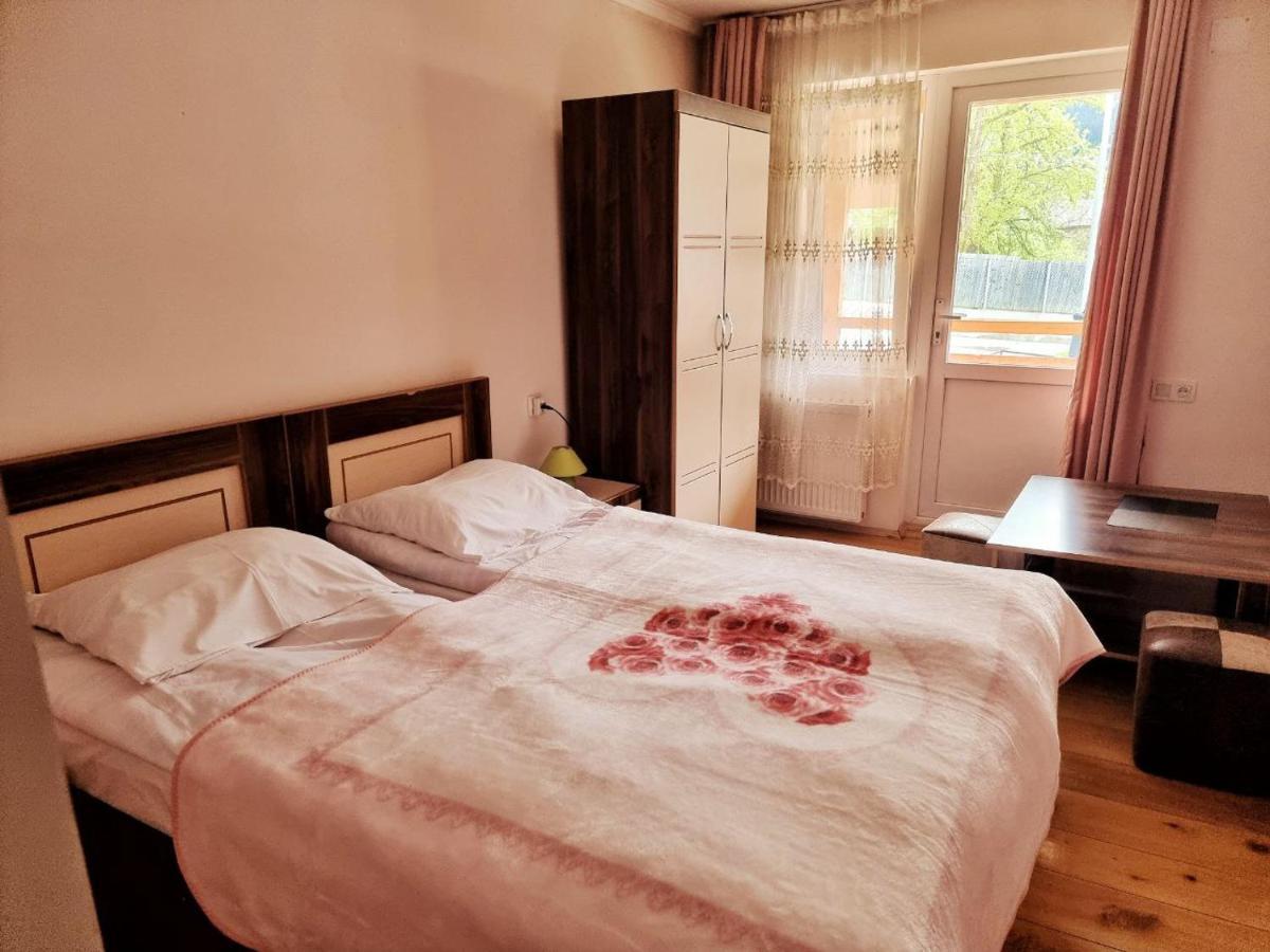 Girgola Bed & Breakfast เมสเตีย ภายนอก รูปภาพ