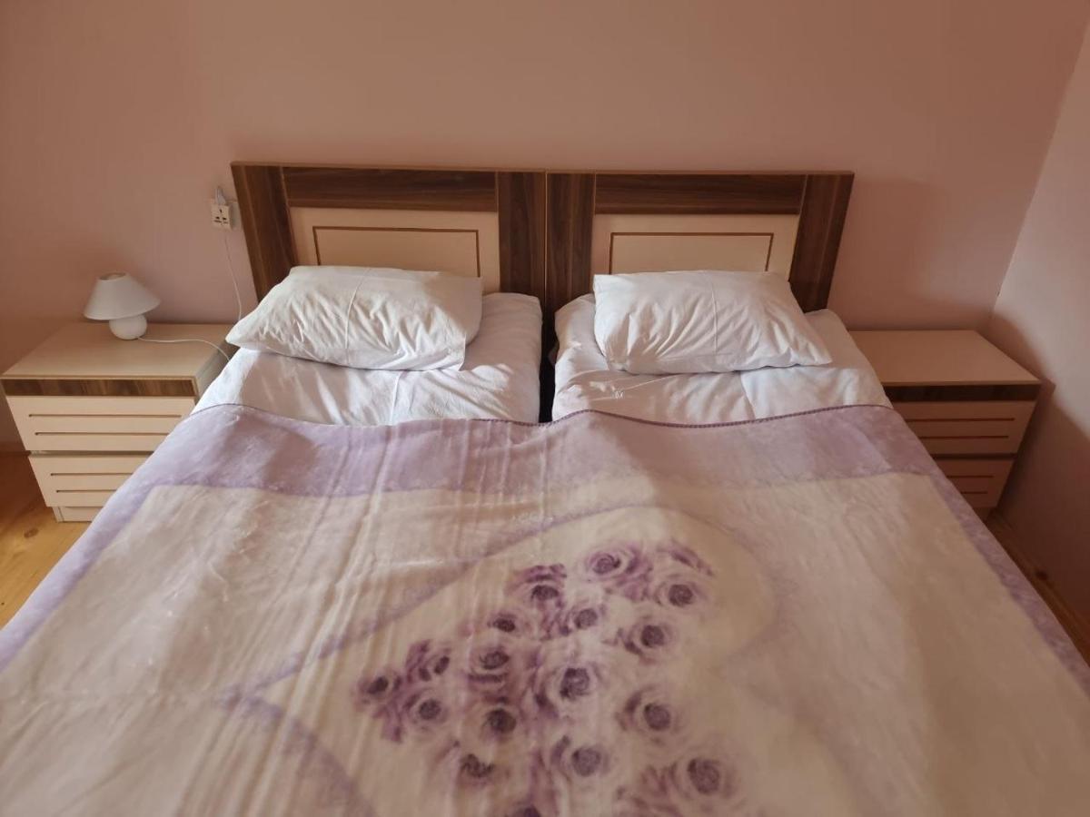 Girgola Bed & Breakfast เมสเตีย ภายนอก รูปภาพ