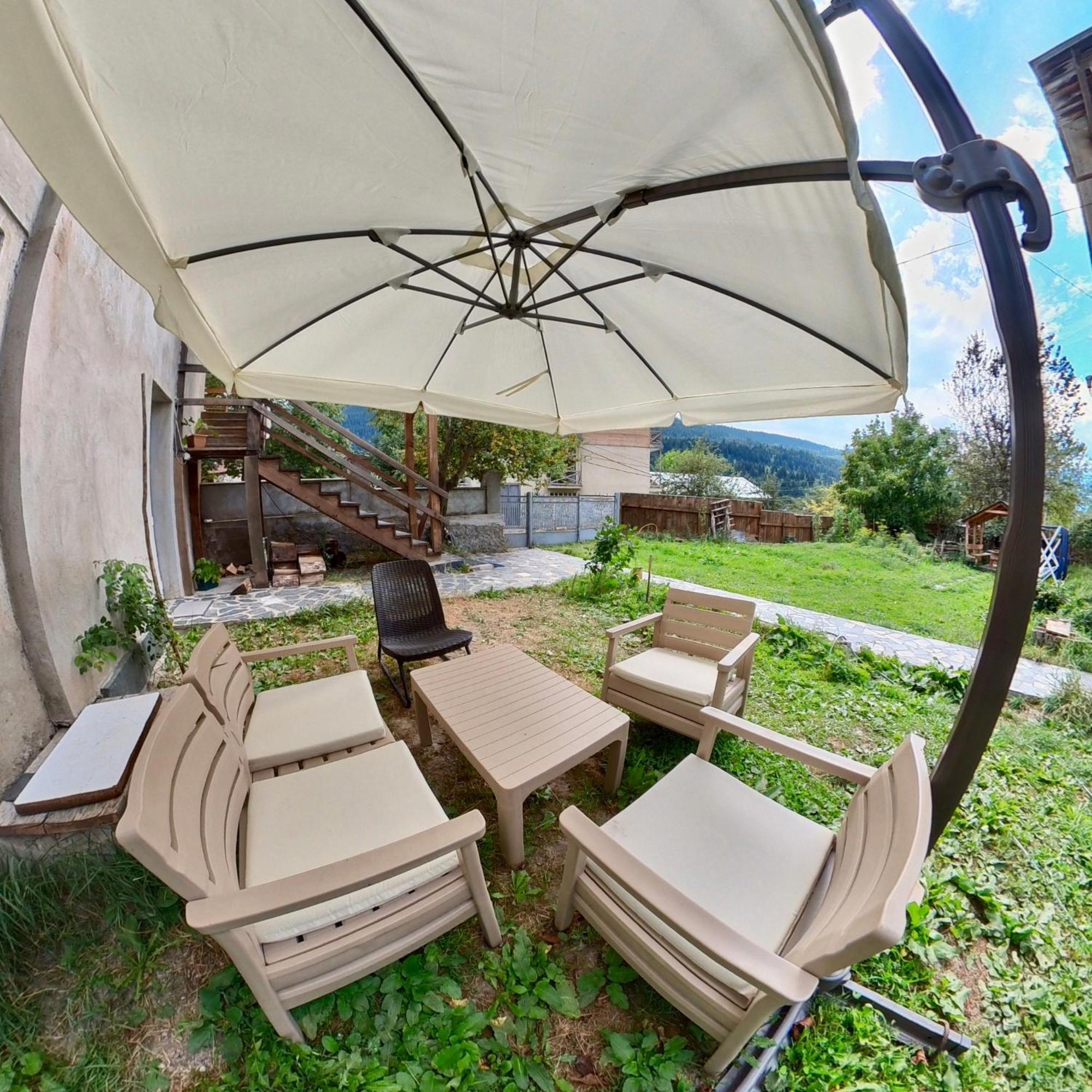 Girgola Bed & Breakfast เมสเตีย ภายนอก รูปภาพ